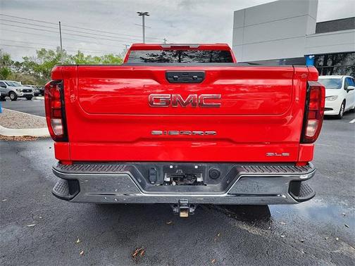 2024 GMC Sierra 1500 SLE