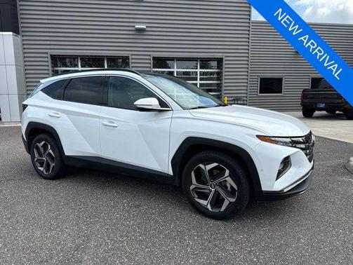 White Pearl 2024 Hyundai TUCSON Limited