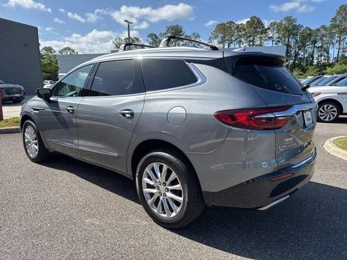 2021 Buick Enclave AWD Essence