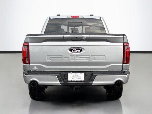 Iconic Silver Metallic 2026 Ford F-150 Lariat