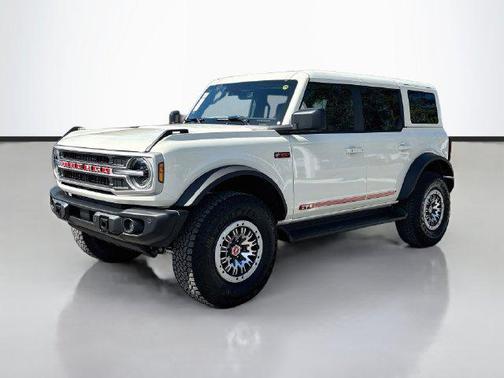 Wimbledon White 2026 Ford Bronco Outer Banks