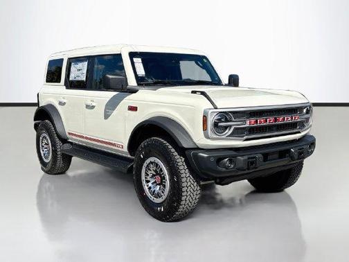 Wimbledon White 2026 Ford Bronco Outer Banks
