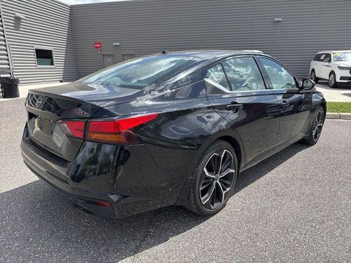 2024 Nissan Altima SR FWD