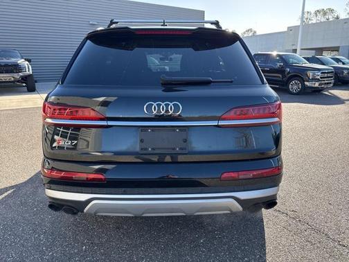 2023 Audi SQ7 4.0T Prestige