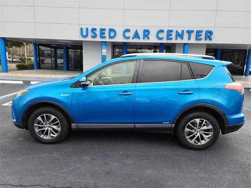 2018 Toyota RAV4 Hybrid XLE