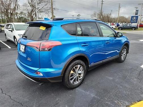 2018 Toyota RAV4 Hybrid XLE