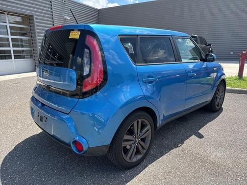2015 Kia Soul +