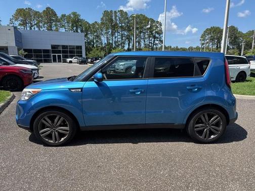 2015 Kia Soul +