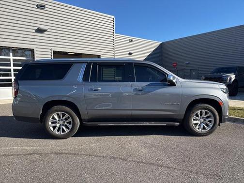 2022 Chevrolet Suburban Premier