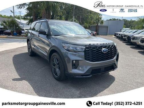 Carbonized Gray Metallic 2026 Ford Explorer ST-Line