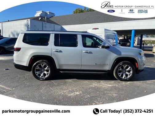 2022 Jeep Wagoneer Series II 4x4