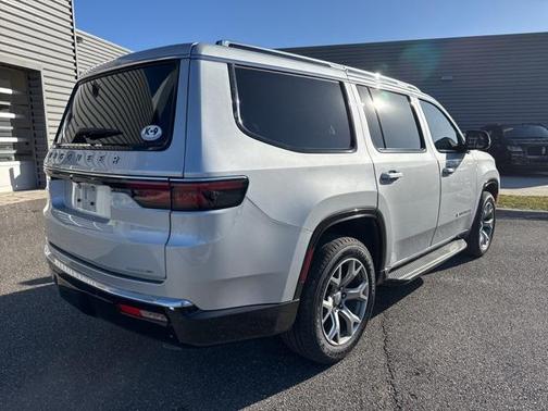 2022 Jeep Wagoneer Series II 4x4