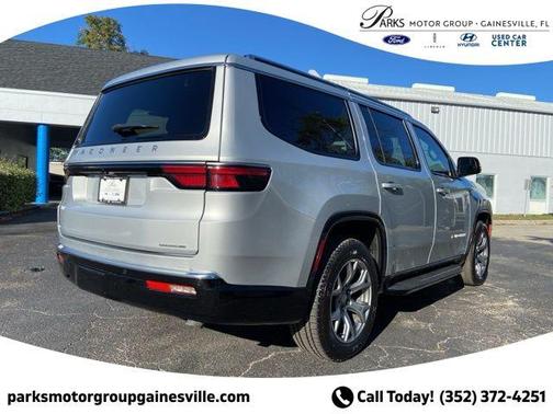 2022 Jeep Wagoneer Series II 4x4