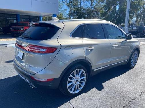 2015 Lincoln MKC Base