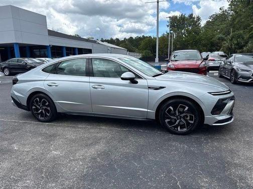 Aero Silver 2025 Hyundai SONATA SEL