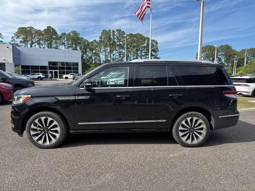 2024 Lincoln Navigator Reserve