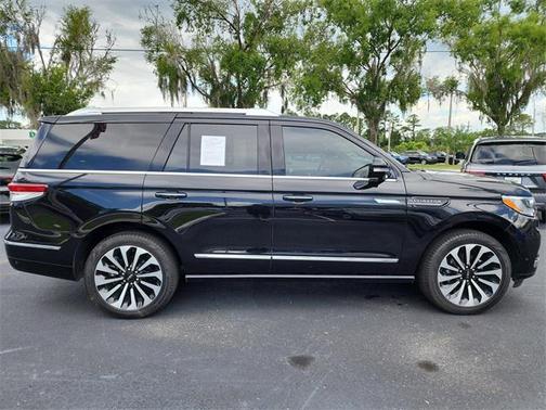 2024 Lincoln Navigator Reserve