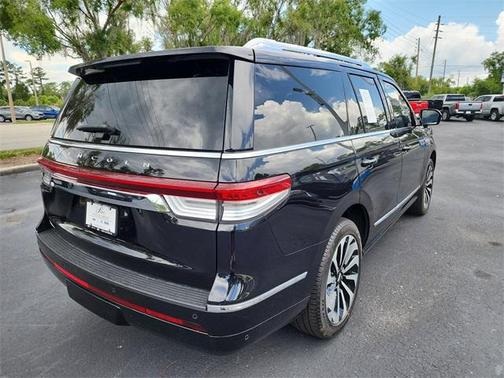 2024 Lincoln Navigator Reserve