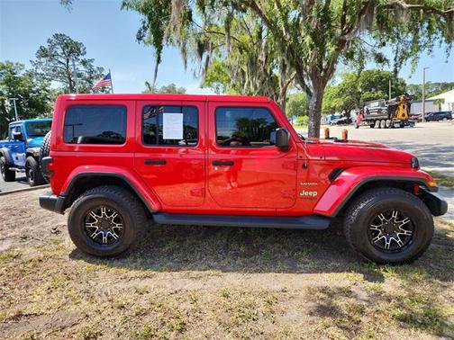 2020 Jeep Wrangler Unlimited Sahara