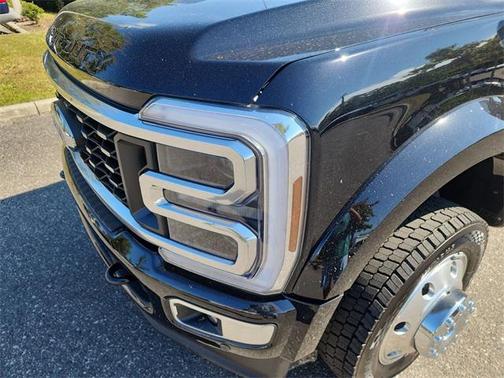 2025 Ford F-450 Platinum