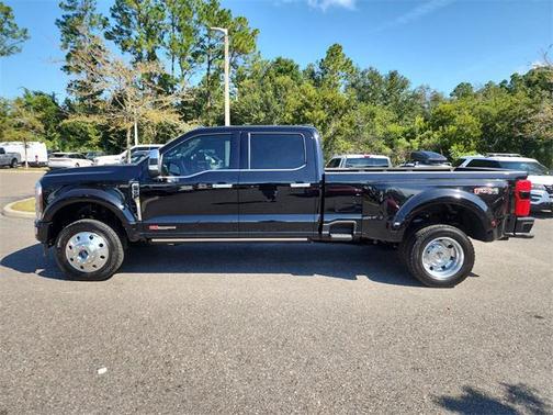 2025 Ford F-450 Platinum