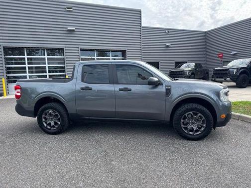 Carbonized Gray Metallic 2024 Ford Maverick XLT