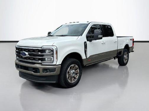 Star White Metallic Tri-Coat 2026 Ford F-350 King Ranch