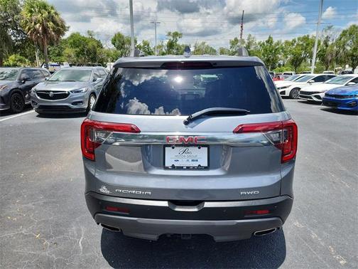 2022 GMC Acadia AWD AT4