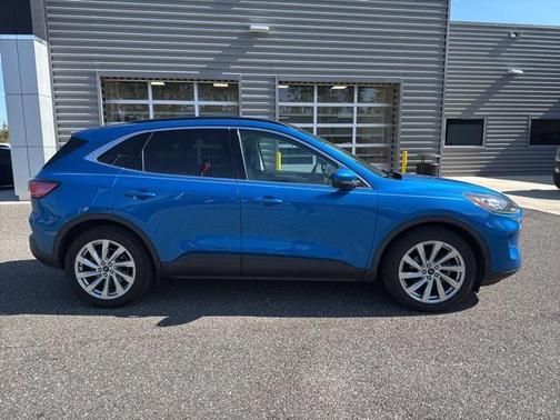 2021 Ford Escape Titanium