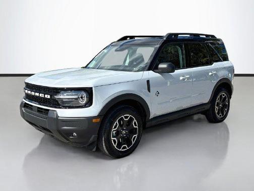 Space White Metallic 2026 Ford Bronco Sport Outer Banks
