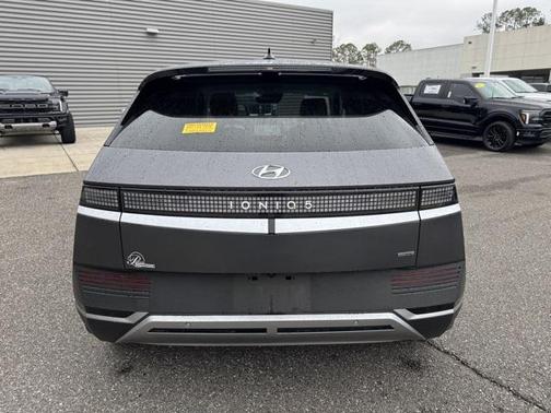 2022 Hyundai IONIQ 5 SEL