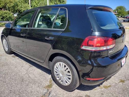 2010 Volkswagen Golf 4-Door