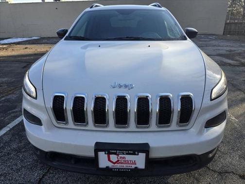 2016 Jeep Cherokee Sport
