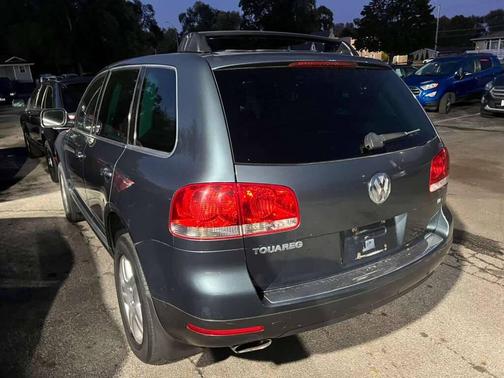 2004 Volkswagen Touareg V8