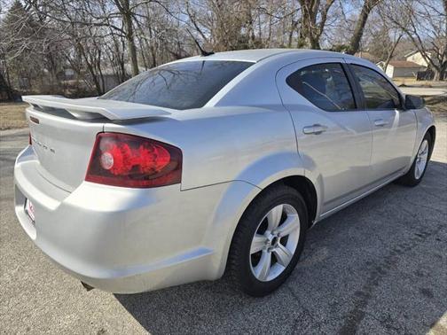 2012 Dodge Avenger SE