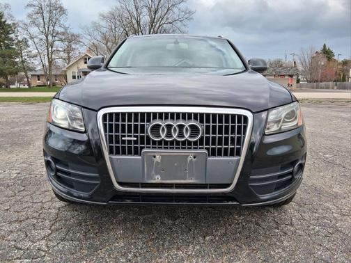 2011 Audi Q5 Premium Plus