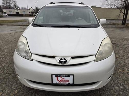 2008 Toyota Sienna XLE
