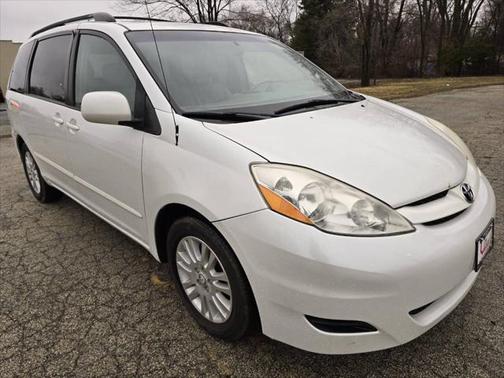 2008 Toyota Sienna XLE