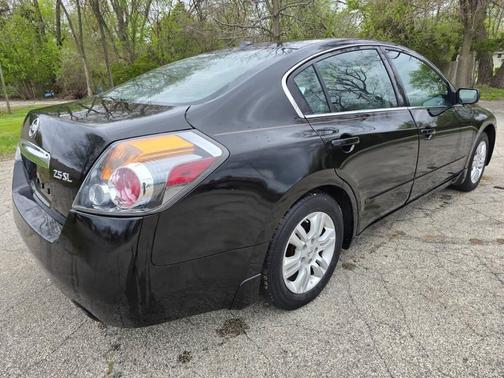 Super Black 2010 Nissan Altima 2.5 SL