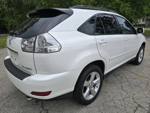 White 2005 Lexus RX 330