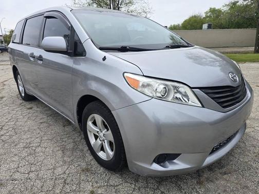 Predawn Gray Mica 2012 Toyota Sienna Base