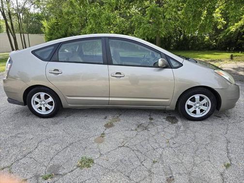 2004 Toyota Prius Base