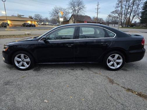 2013 Volkswagen Passat 2.5 SE