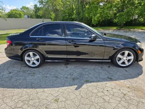 2011 Mercedes-Benz C-Class Luxury