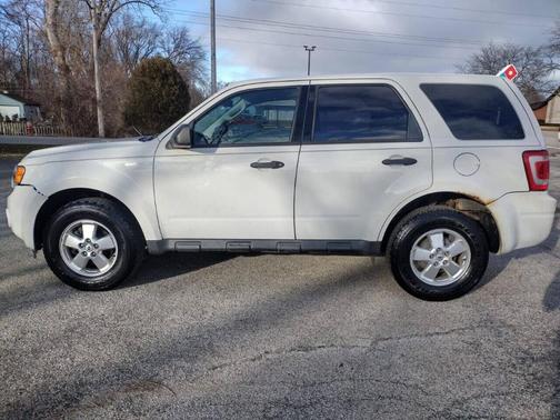 2011 Ford Escape XLS