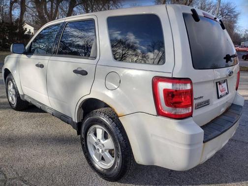 2011 Ford Escape XLS
