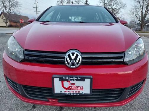 2010 Volkswagen Golf 4-Door