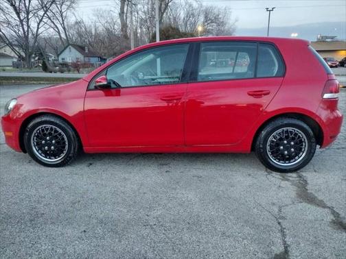 2010 Volkswagen Golf 4-Door