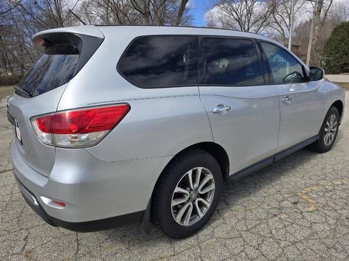 2013 Nissan Pathfinder S