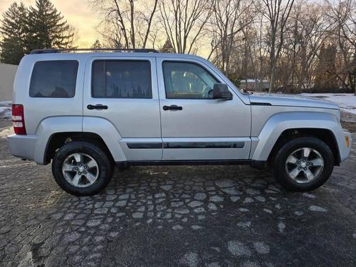2008 Jeep Liberty Sport
